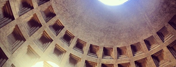 Pantheon is one of Rome.