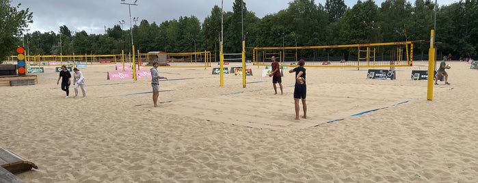 Beach 61 is one of Beachvolleyball Plätze.