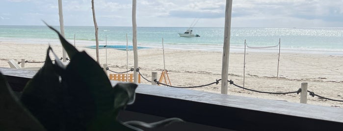 Nomad's Beach Bar And Restaurant is one of Diani.