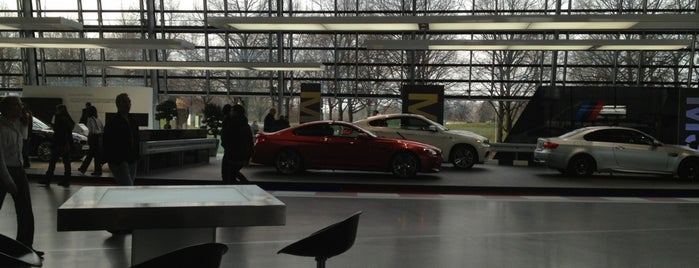 BMW Welt Premium Lounge is one of Joaoさんのお気に入りスポット.