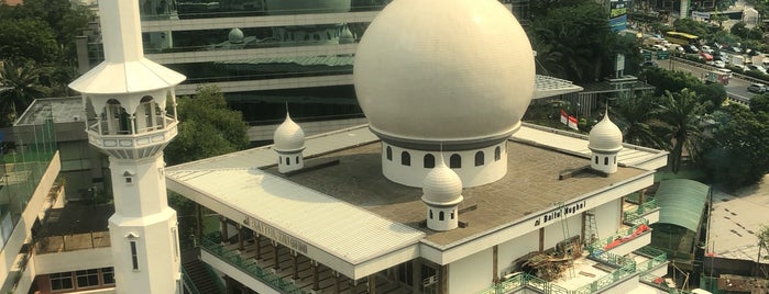 Masjid Baitul Mughni is one of masjid wajib kunjung.