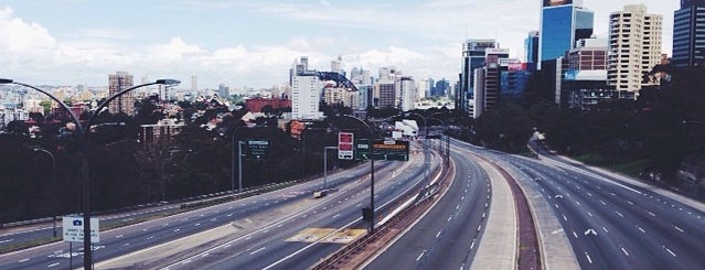 Warringah Freeway is one of Northern Sydney,NSW.