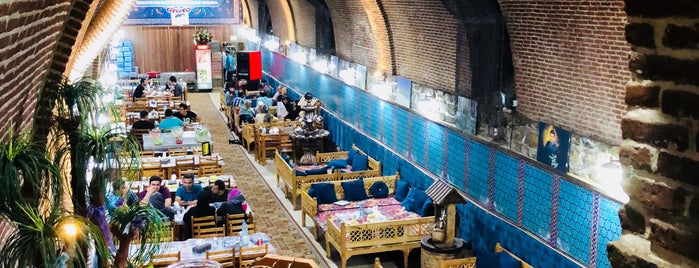 رستوران سنتي يخچال is one of urmia jadid.