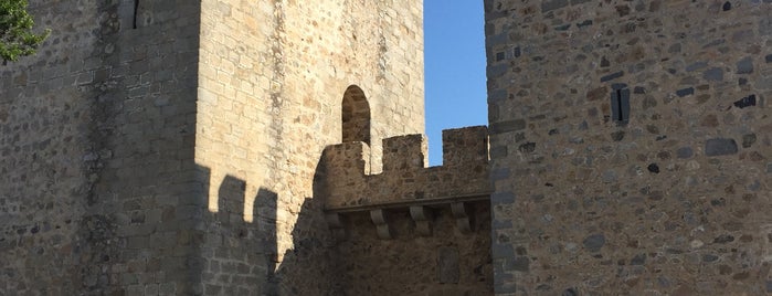 Castelo de Elvas is one of Lugares favoritos de Majed.