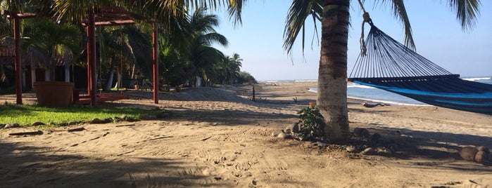 Playa La Saladita is one of Playa Troncones.