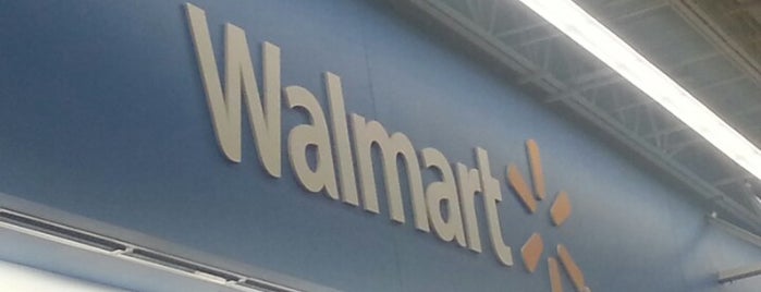 Walmart Supercenter is one of สถานที่ที่ ᴡ ถูกใจ.