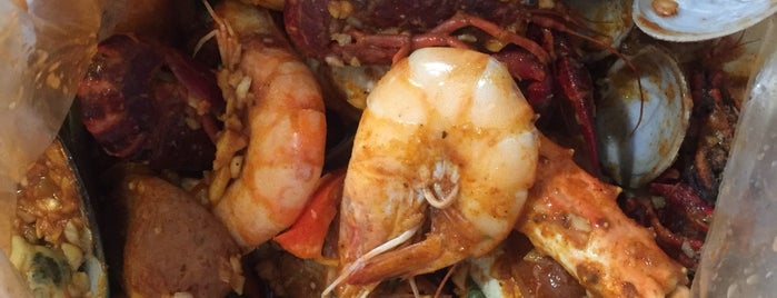 The Shrimp Lover is one of Lugares favoritos de Hiroshi ♛.