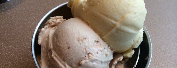 Gelatiamo is one of Seattle Interns: Food.