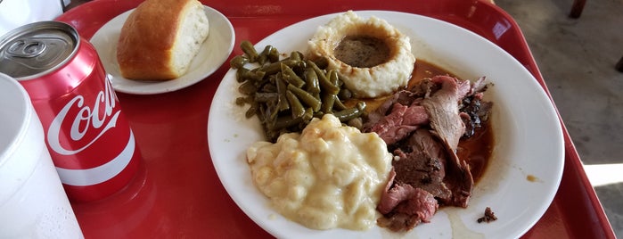 Arnold's Country Kitchen is one of Places To Visit In Nashville.
