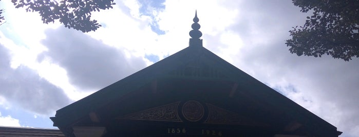 Masjid Gedhe Kotagede is one of Spiritual Spot.