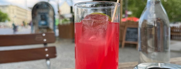 Roter Rabe is one of Berlin Drinks.