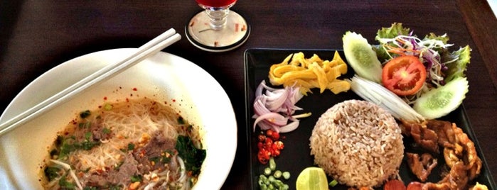 Khun Mor's Cuisine is one of Chiang Mai 1　チェンマイその１.