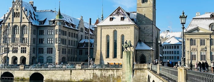 Grossmünsterplatz is one of Zürich / Schweiz.