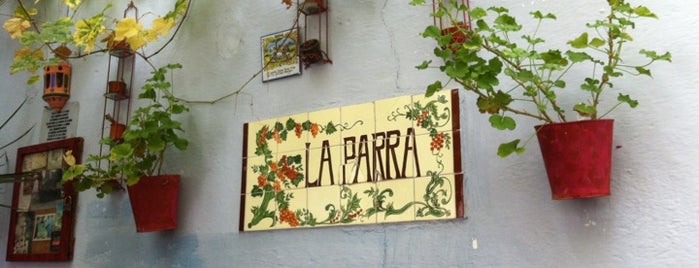 Taverna La Parra is one of Bars i restaurants de Barcelona que SI.
