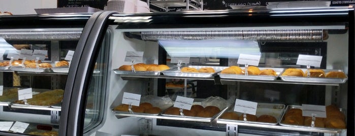 The Kolache Bakeshop is one of สถานที่ที่ Phillip ถูกใจ.