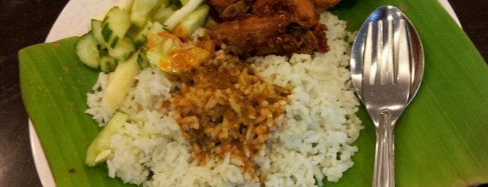 Food Court @ Medan MARA is one of babe.