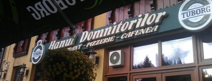 Hanul Domnitorilor is one of Locais curtidos por Stoian.