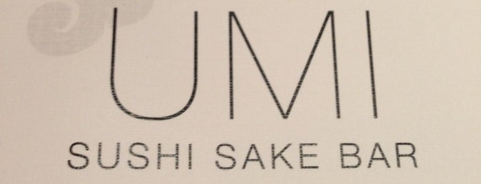 UMI Sushi & Sake Bar is one of Lieux sauvegardés par Kimmie.