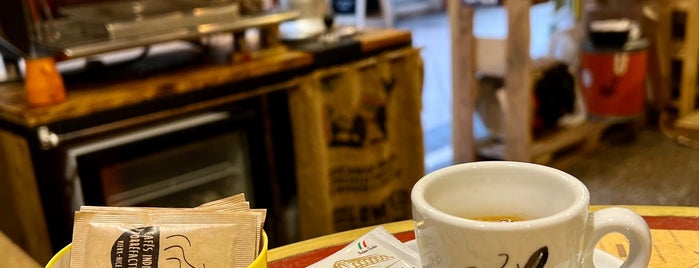 Brûlerie des Cafés Indien is one of Coffee!.