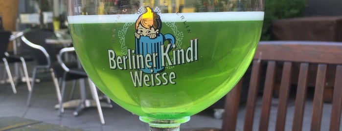 Berliner Kindl beer stand is one of Lieux qui ont plu à @WineAlchemy1.