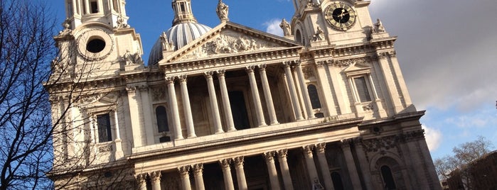 Catedral de San Pablo is one of Linnea in London.