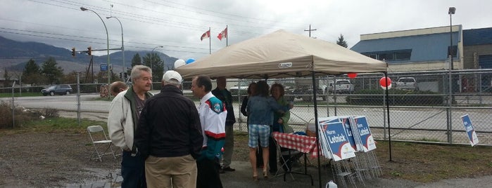 Re-elect Norm Letnick  campaign office is one of Kelowna.