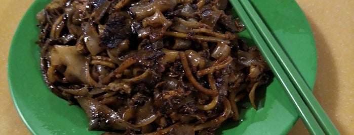 Fried Kuay Teaw Mee is one of Lugares favoritos de Christine.