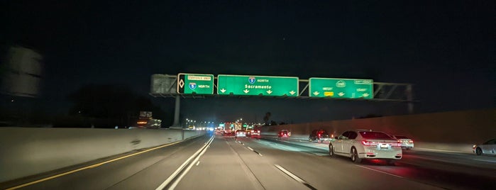 I-5 / CA-118 Interchange is one of Los Angeles area highways and crossings.