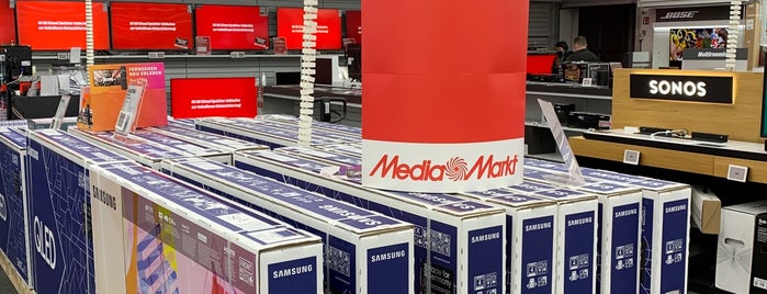 MediaMarkt is one of Media_Märkte 1/2.