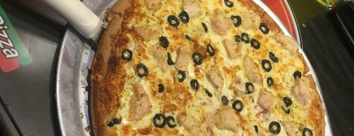 Milano's Pizza is one of Gastronomía en Santiago de Chile.