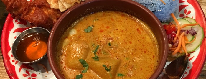 Farmhouse Kitchen is one of The 15 Best Places for Curry in the Mission District, San Francisco.