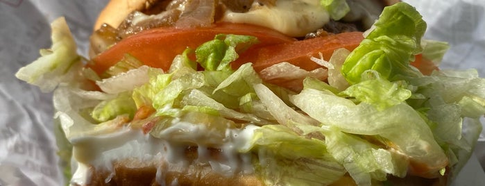 The Habit Burger Grill is one of Scott : понравившиеся места.