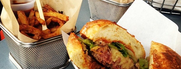 Blend Beaumarchais is one of Burgers.