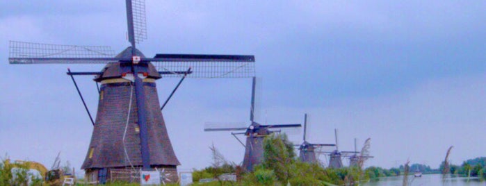 Kinderdijk World Heritage Site is one of Off the Beaten track : families travelling NL.