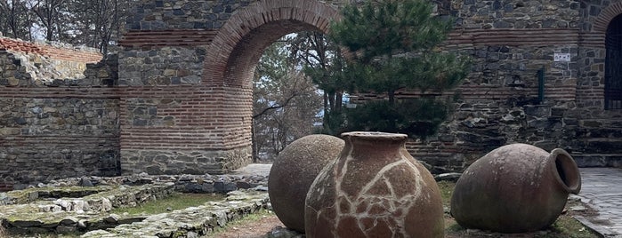 Крепост Хисарлъка (Hisarlaka Fortress) is one of Bulgarian Beauty 🇧🇬.