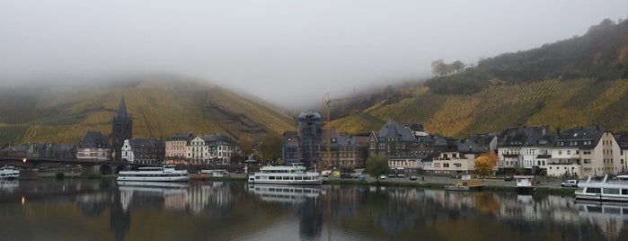 Bernkastel-Kues is one of EXCURSIONES LUX.