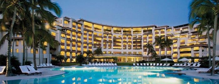 Grand Velas Riviera Nayarit is one of Hoteles.