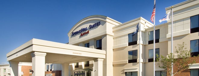 SpringHill Suites by Marriott Alexandria is one of สถานที่ที่ Lizzie ถูกใจ.