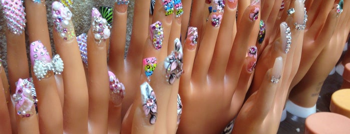 3D Nails is one of Faves and Eats!!.