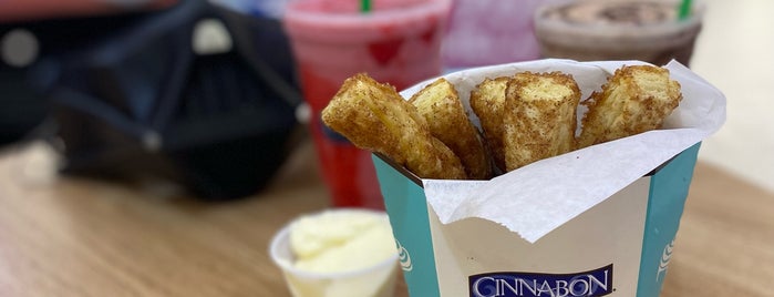 Cinnabon is one of Must-visit Food in Quito.