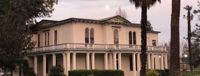 Lick Mill Mansion is one of Local Park.