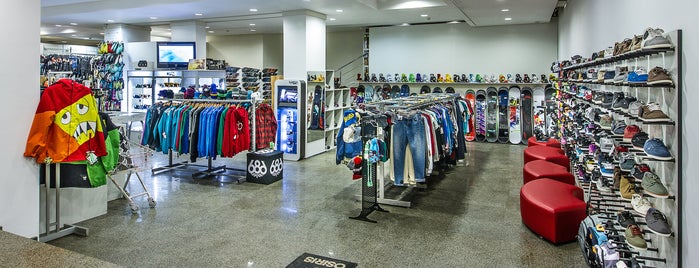 SHIFT store is one of Крамнички streetwear одягу.