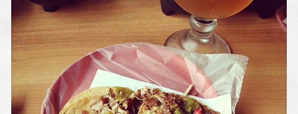 Tacos Del Compadre is one of Posti che sono piaciuti a JORGE.