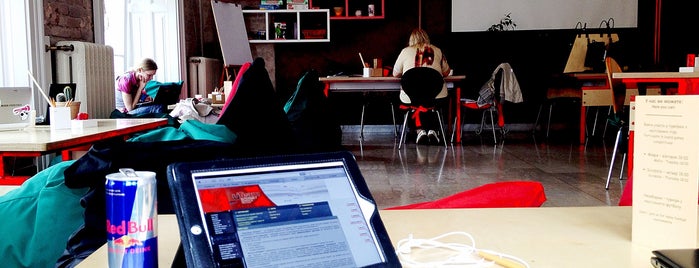 Communa is one of Антикафе / Coworking.