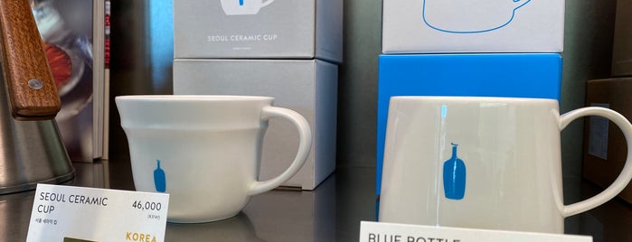 Blue Bottle Coffee is one of สถานที่ที่ Kyo ถูกใจ.