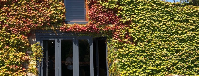 Mount Lofty House is one of Adelaide Wedding Reception Venues.