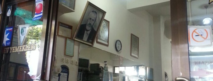 Bilal'in Yeri Köfteci & Restaurant is one of สถานที่ที่ aslita ถูกใจ.