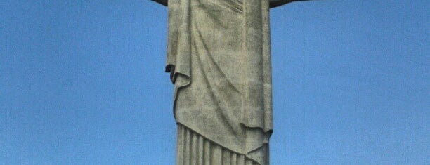 Cristo Redentore is one of RJ.