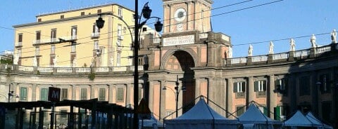 Piazza Dante is one of Napoli.