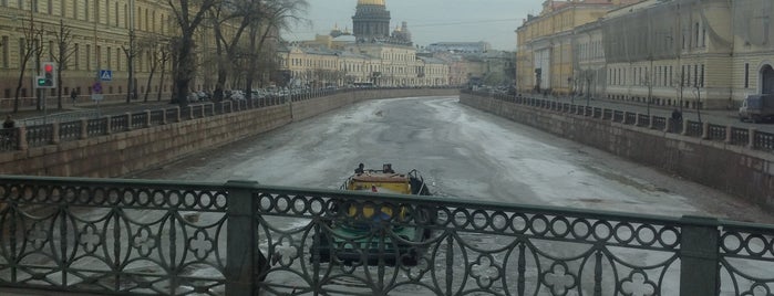 Мост Декабристов is one of St Petersburg - city of bridges.